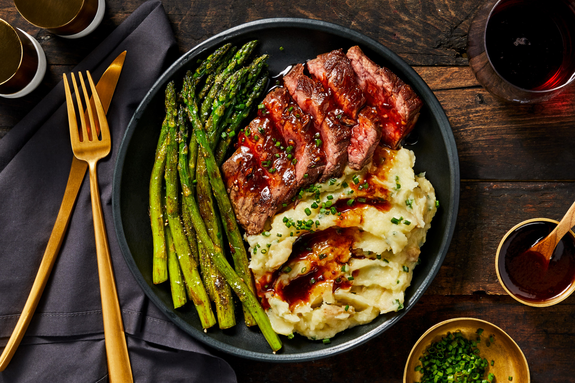Seared Steak with Garlic Asparagus and Mashed Potatoes