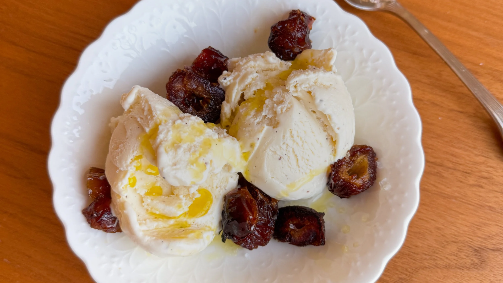 Caramelized Date & Banana Ice Cream