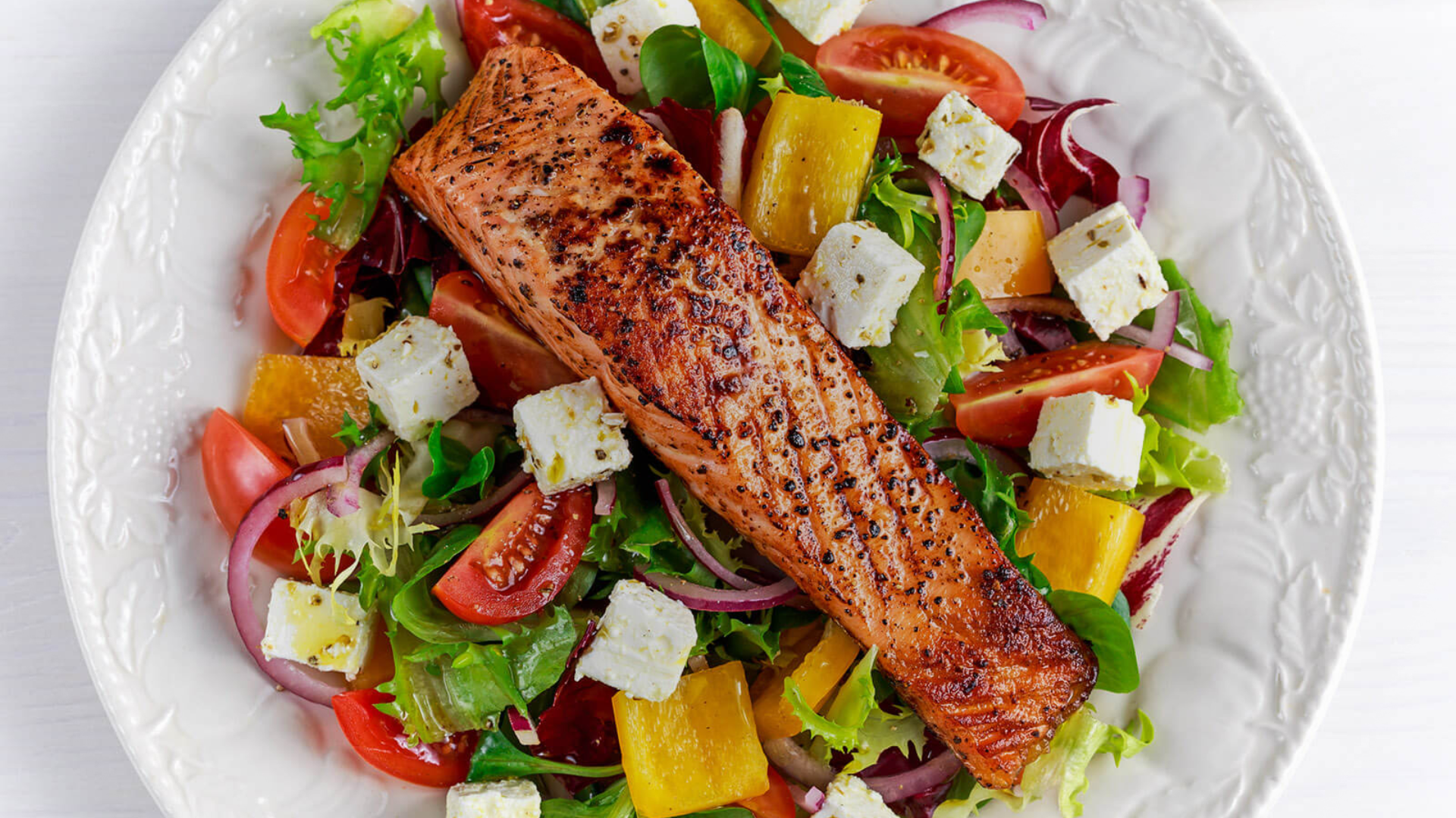 Mediterranean Roasted Salmon Salad