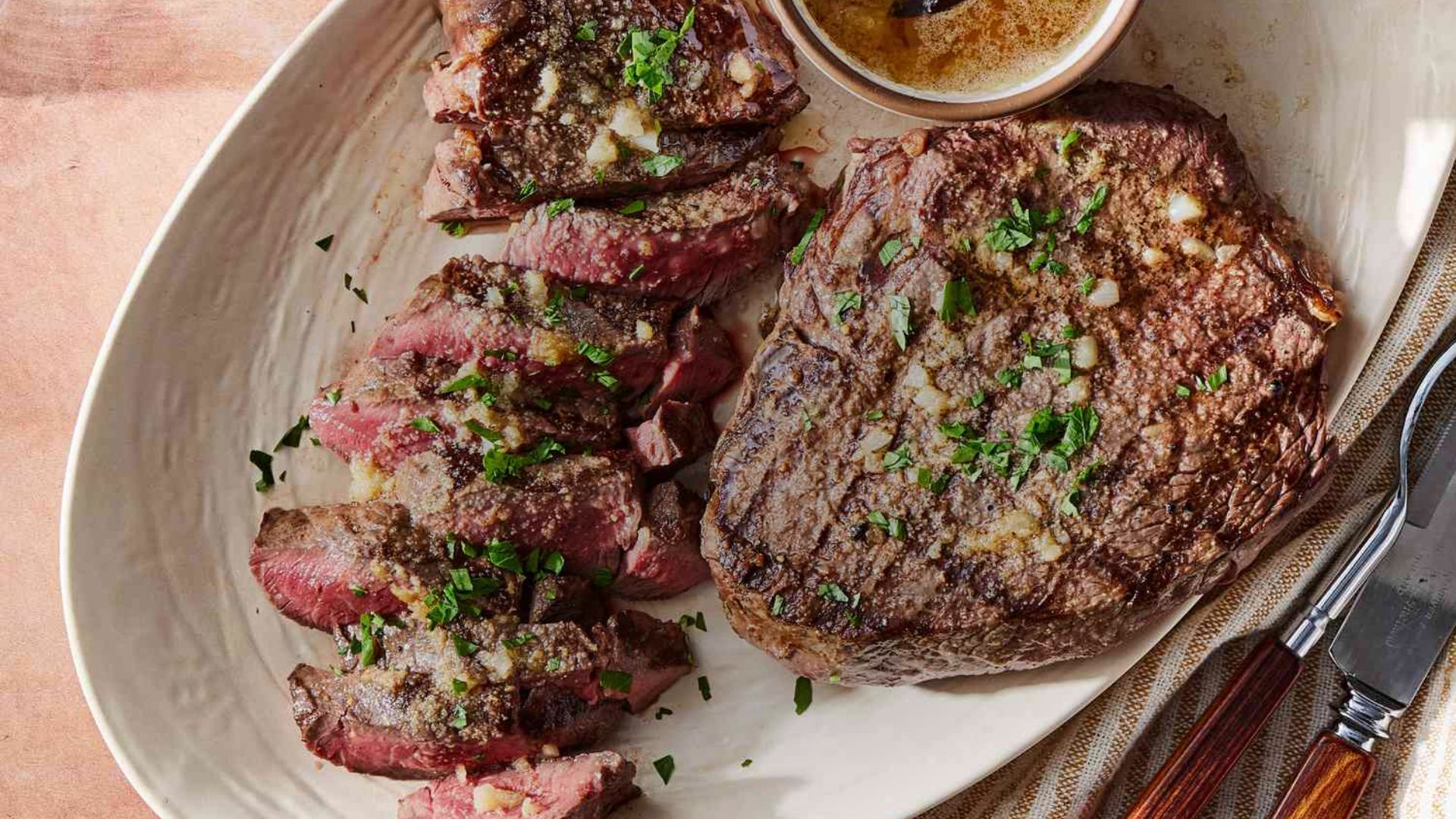 Easy Garlic Butter Steaks
