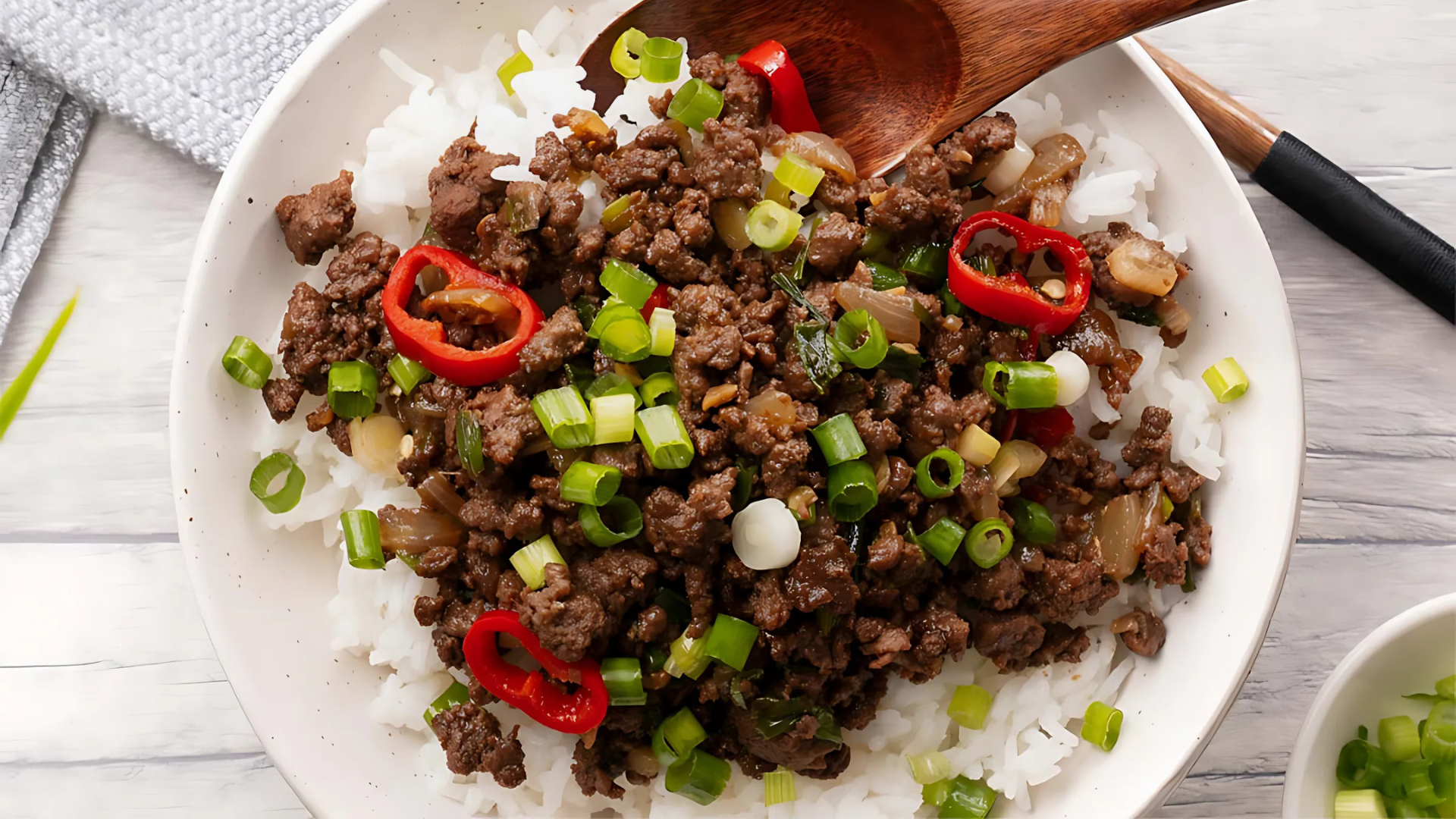 Mongolian Ground Beef and Veggie Stir-Fry