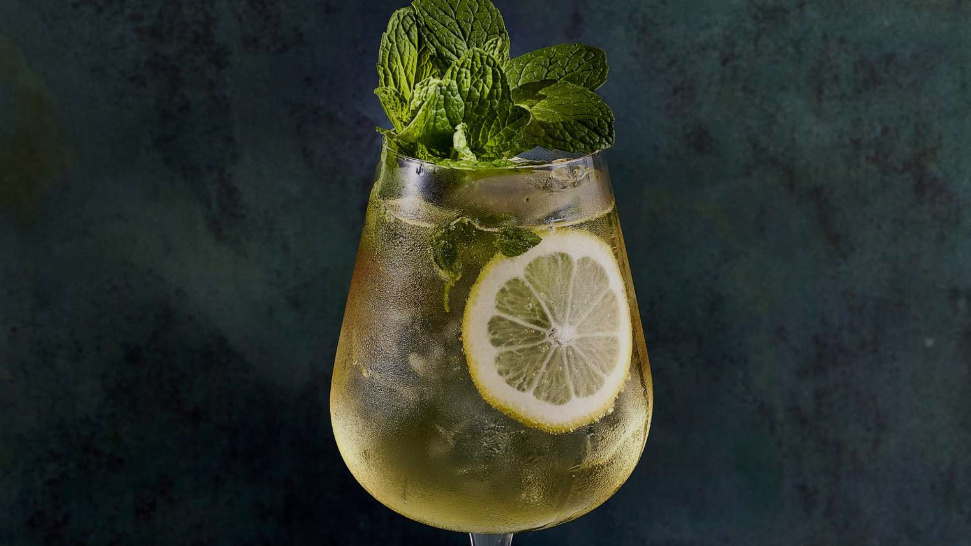 THE Hugo Spritz