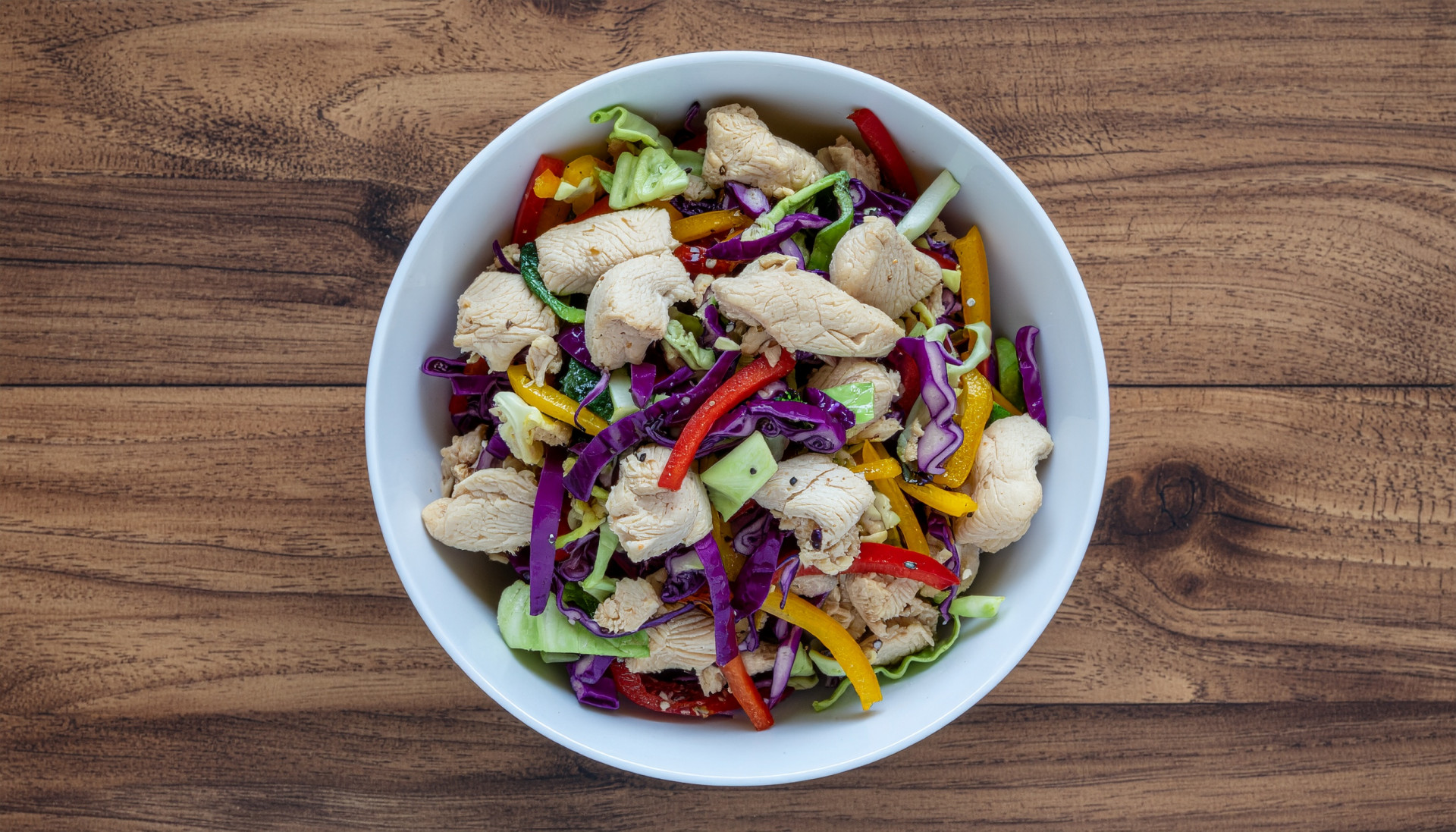 Garlic Chopped Chicken with Cabbage and Peppers