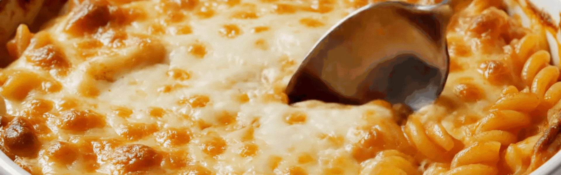 Creamy Tomato & Beef Pasta Bake GIF