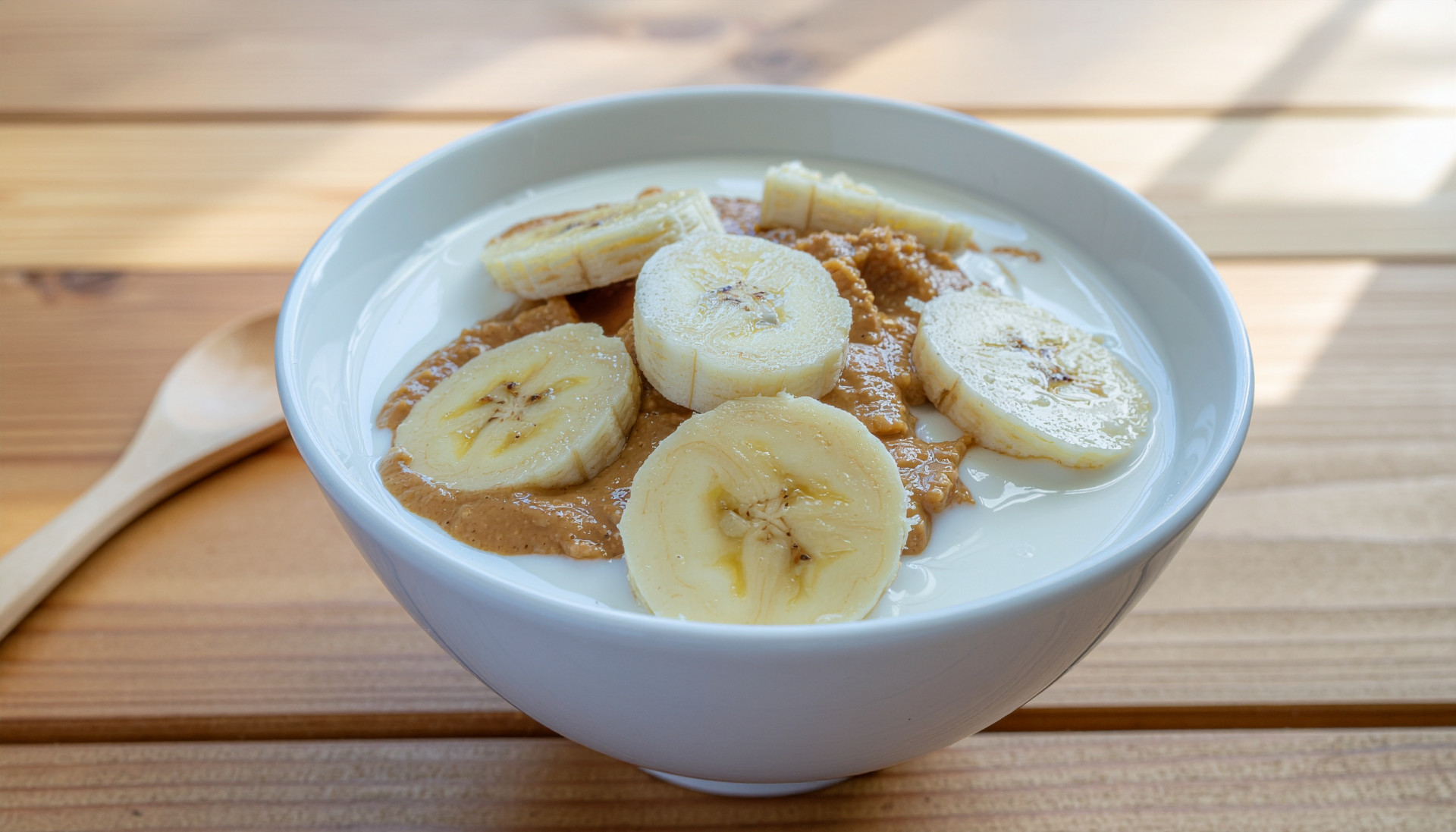 Banana Peanut Butter Yogurt Bowl