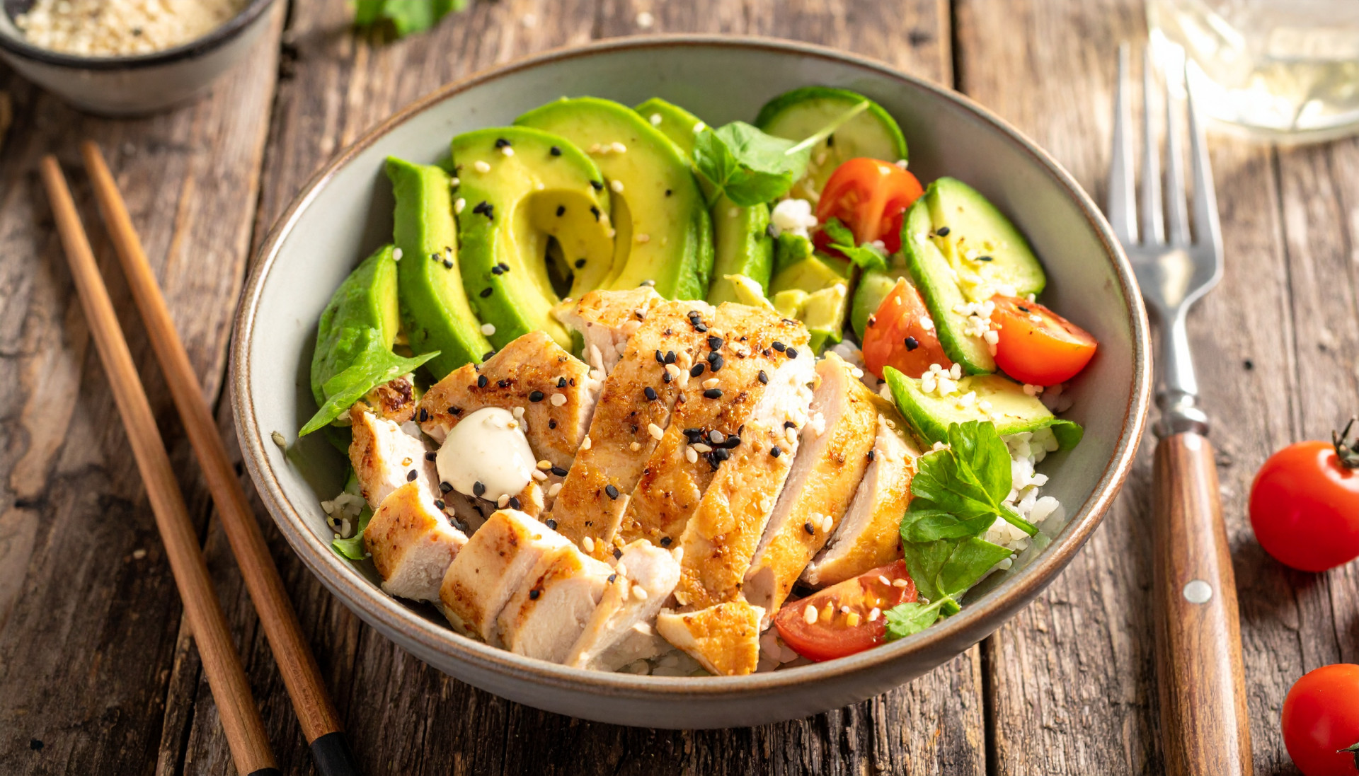 Avocado Chicken Power Bowl