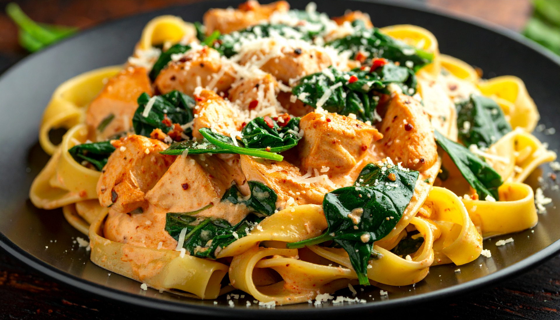 Creamy Chicken Spinach Pasta