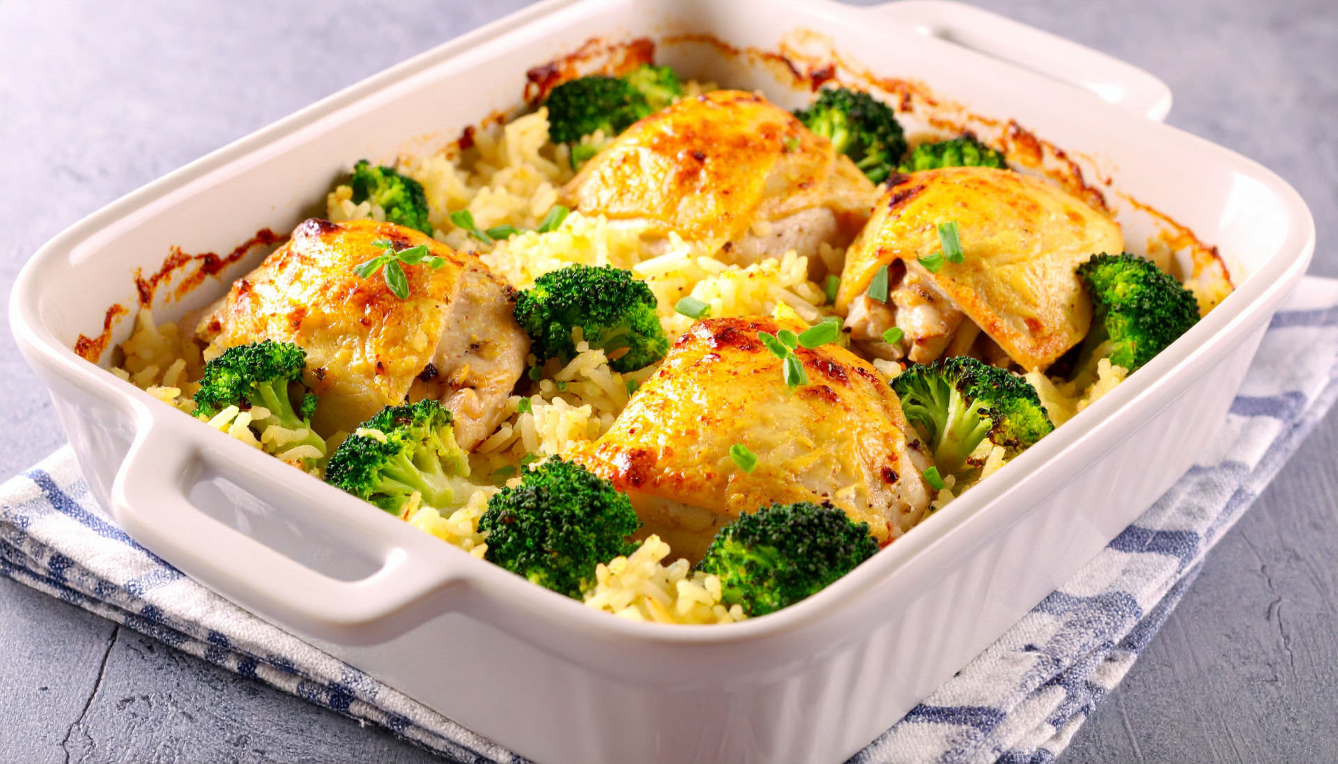 Baked Chicken Thighs Rice Broccoli
