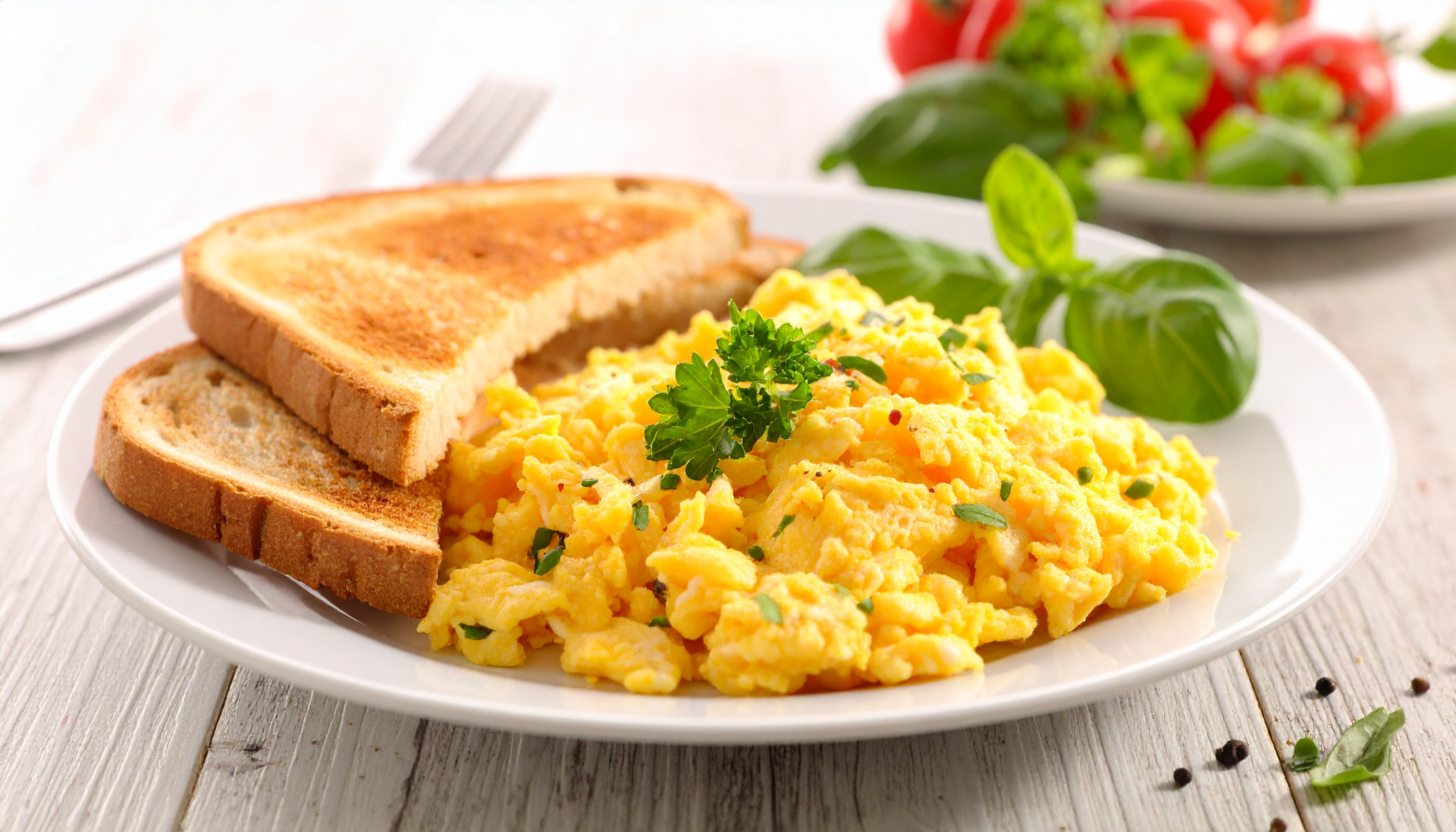 Scrambled Eggs & Toast