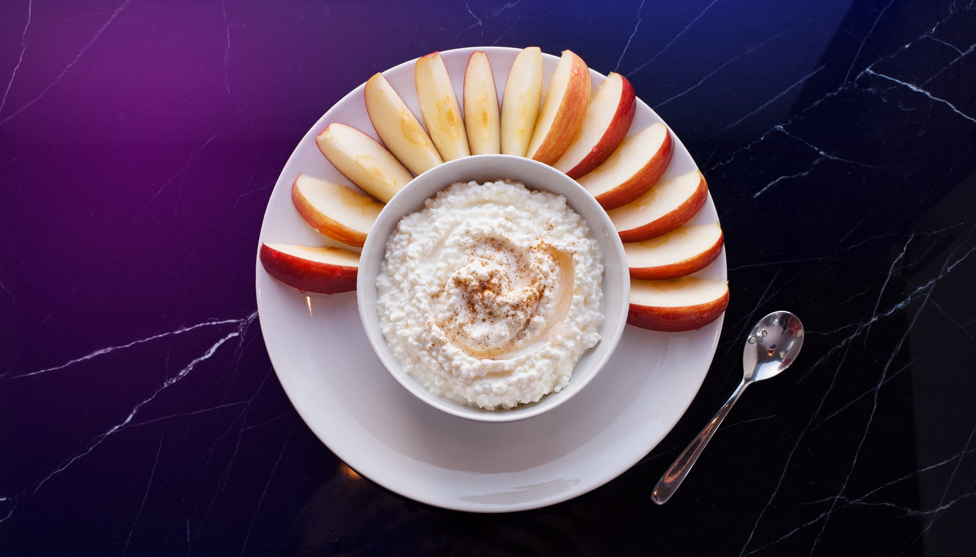 Apple & Cottage Cheese Protein Plate