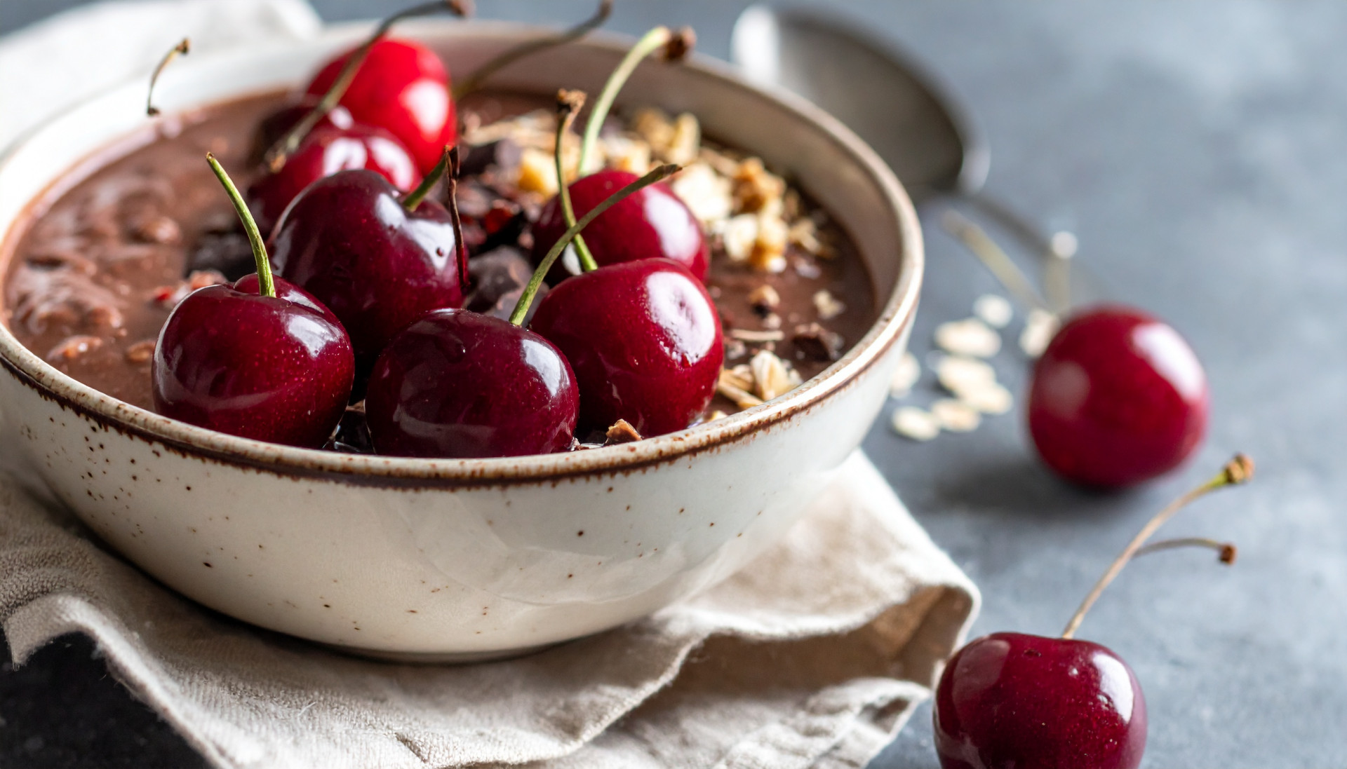 Dark Chocolate Cherry Beauty Overnight Oats