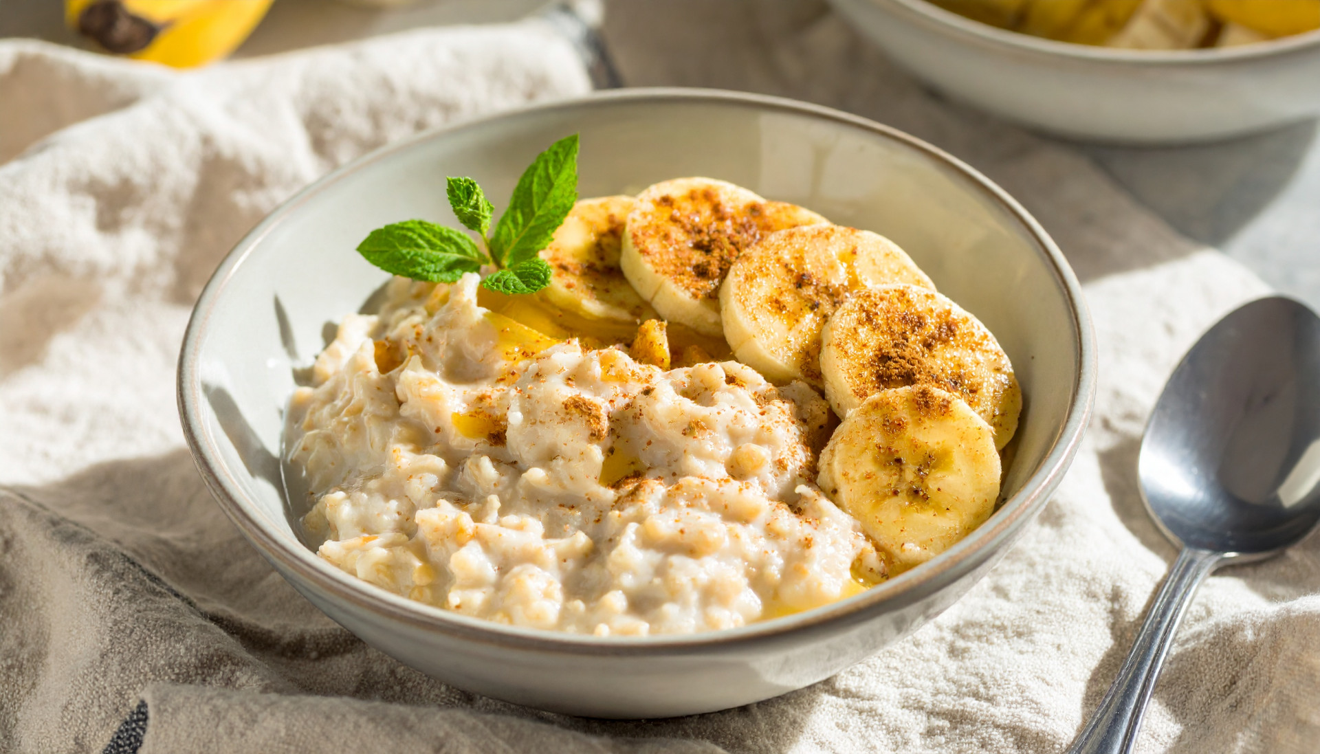 Banana Cinnamon Creamy Oats