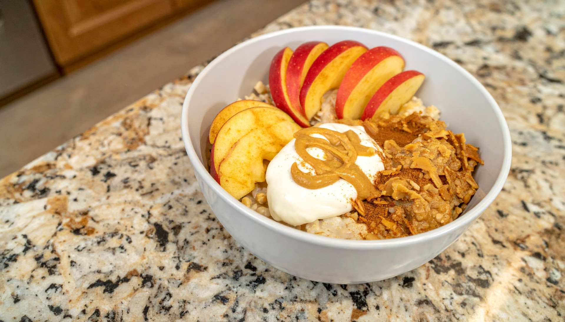 Apple-Pie Protein Oats