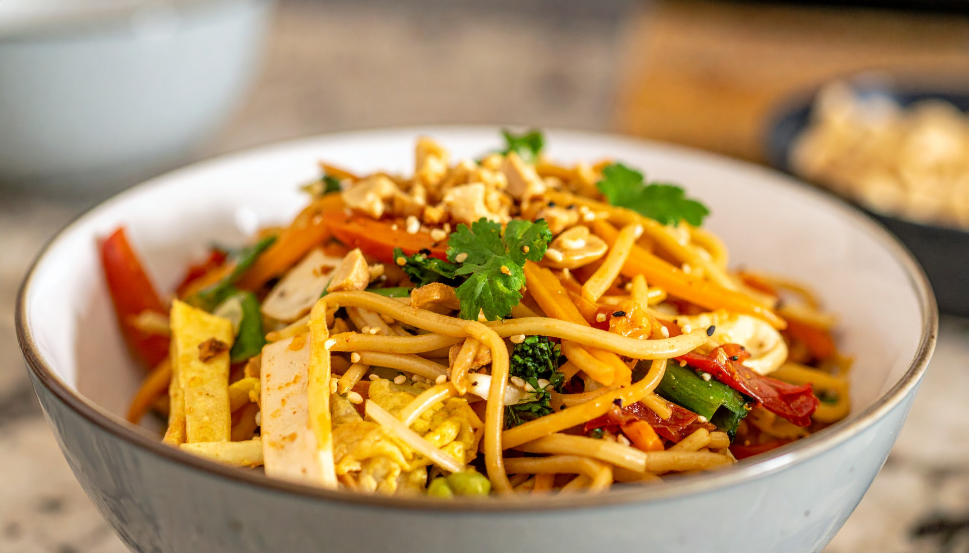 Creamy Peanut Noodles with Crunchy Veggies