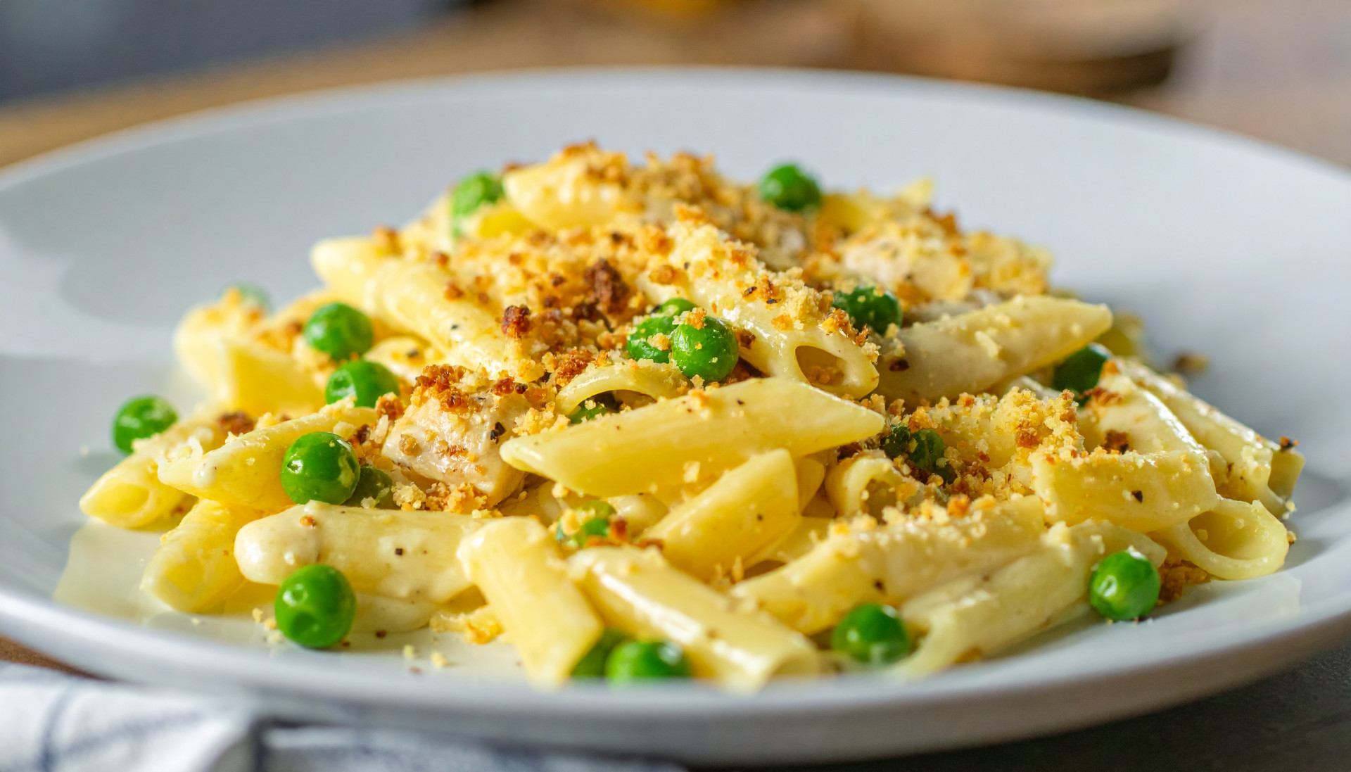 Creamy Garlic Parmesan Chicken & Peas with Toasted Breadcrumbs