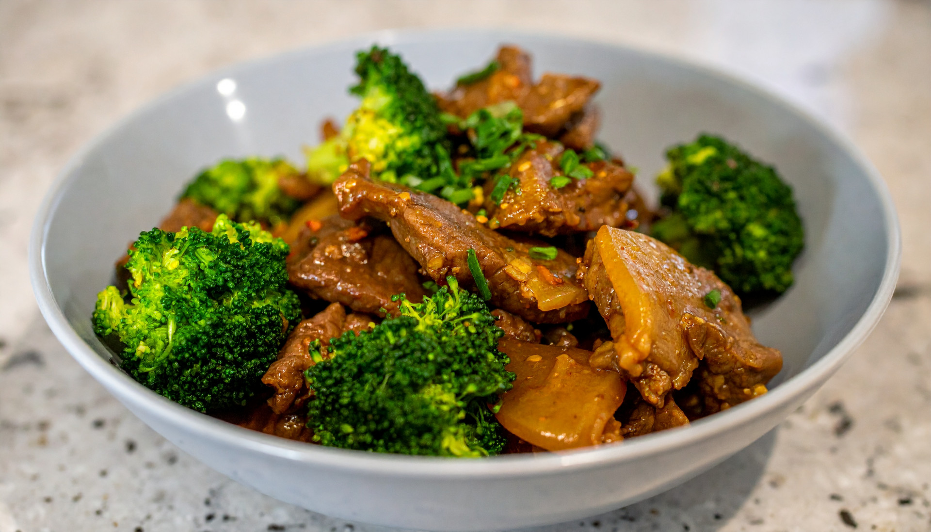 Sticky Ginger Beef & Broccoli Bowls