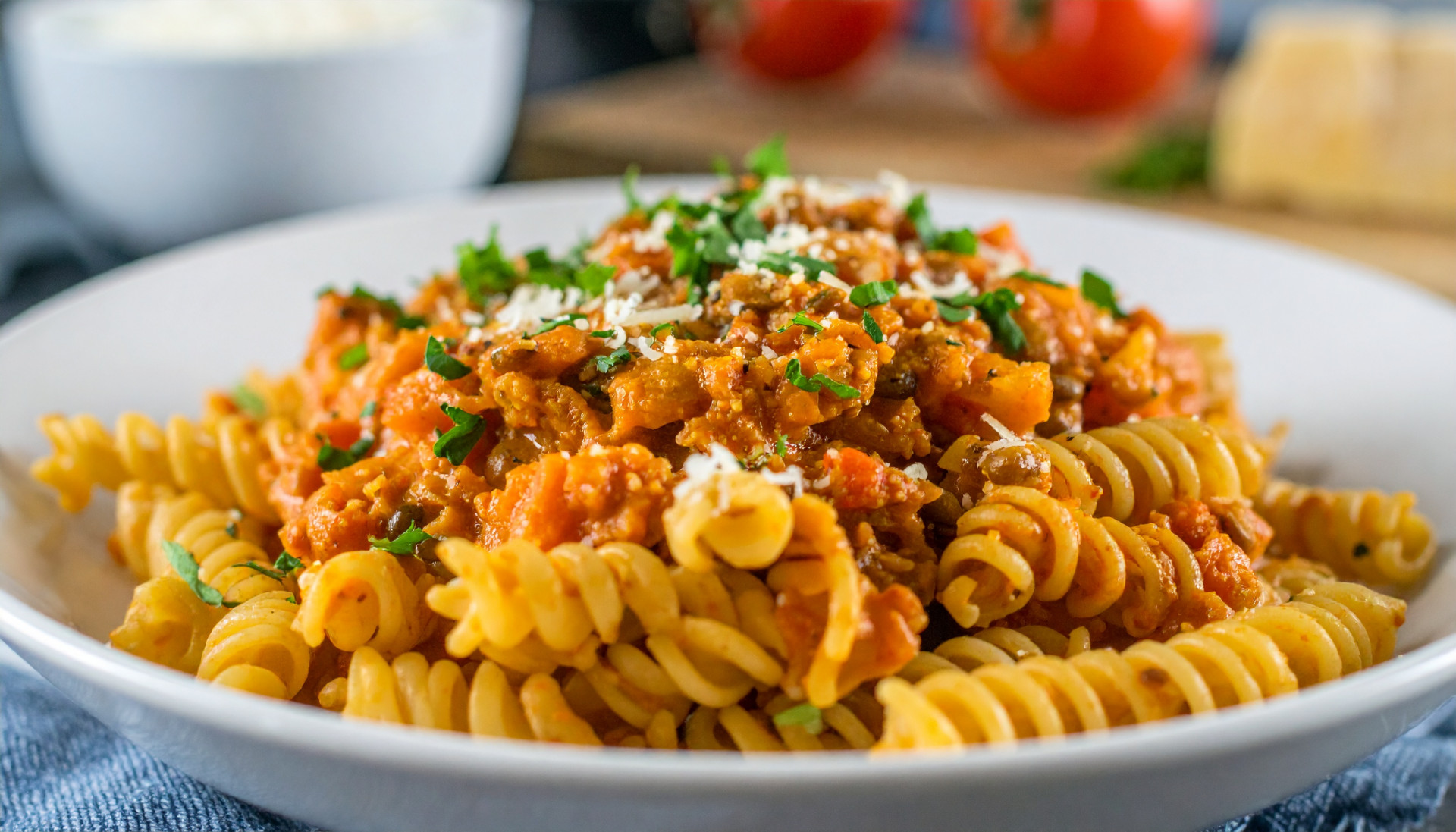 Creamy Roasted Tomato & Lentil Pasta